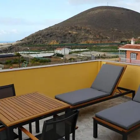 Casa Totalmente Renovada En Zona Muy Tranquila!!! Vistas Al Mar Y Montana Villa Buenavista Del Norte Exterior photo